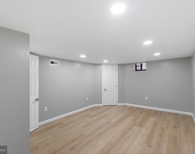1203 Moore Street - Photo Thumbnail 24