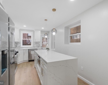1203 Moore Street - Photo Thumbnail 7
