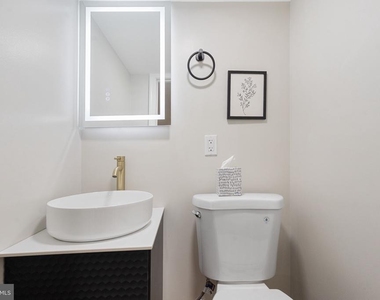 1203 Moore Street - Photo Thumbnail 23