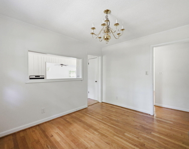 139 Windsor Circle - Photo Thumbnail 11