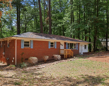 139 Windsor Circle - Photo Thumbnail 1