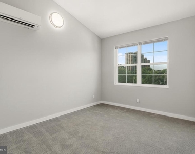 17 S 44th Street - Photo Thumbnail 14