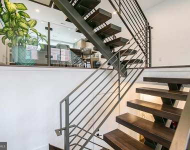 1343 S Garnet Street - Photo Thumbnail 3