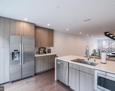 1343 S Garnet Street - Photo Thumbnail 11