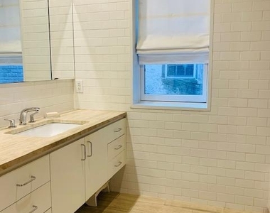 323 Pine Street - Photo Thumbnail 26