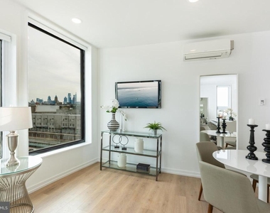 1141 N Front Street - Photo Thumbnail 10