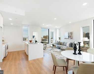 1141 N Front Street - Photo Thumbnail 2
