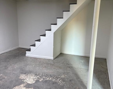 120 Overhill Avenue - Photo Thumbnail 27