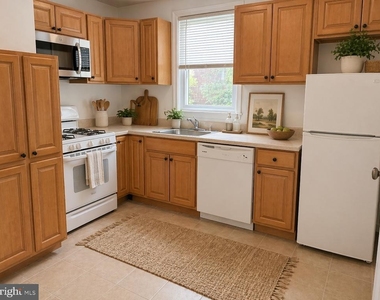 120 Overhill Avenue - Photo Thumbnail 5