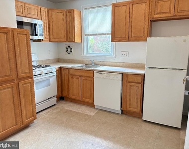 120 Overhill Avenue - Photo Thumbnail 6
