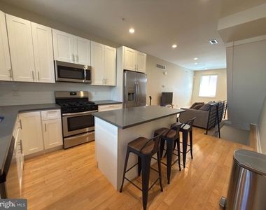2344 S Beulah Street - Photo Thumbnail 3