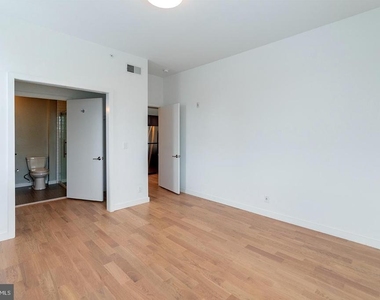 507 S 8th Street - Photo Thumbnail 3