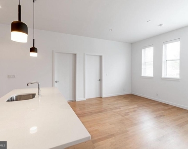 507 S 8th Street - Photo Thumbnail 4