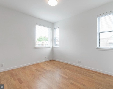 507 S 8th Street - Photo Thumbnail 5
