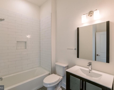 1129 Germantown Avenue - Photo Thumbnail 17