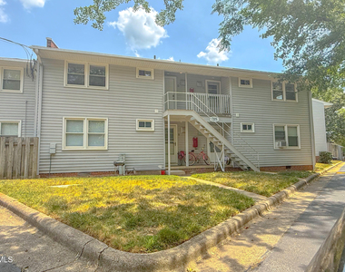 705 Daniels Street - Photo Thumbnail 6