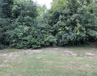1113 Upchurch Street - Photo Thumbnail 13