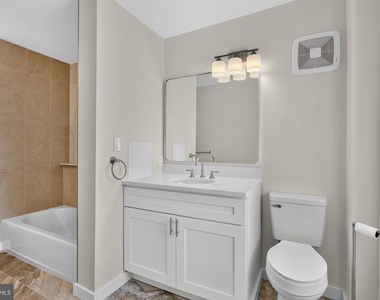 6347 Mccallum Street - Photo Thumbnail 6