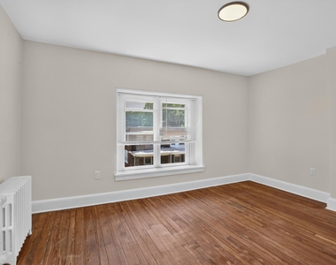 6347 Mccallum Street - Photo Thumbnail 11