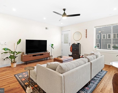 1215 N 5th Street - Photo Thumbnail 3