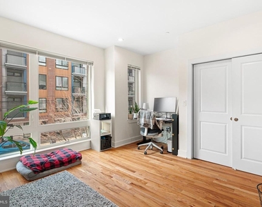1215 N 5th Street - Photo Thumbnail 13
