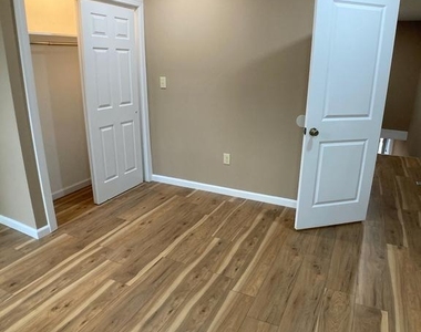 5166 Funston Street - Photo Thumbnail 35