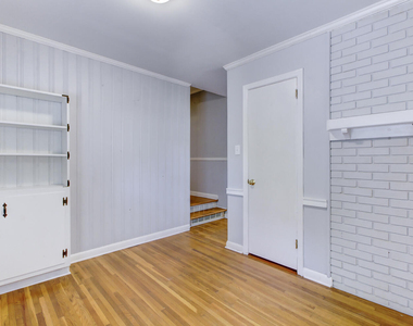 1213 Park Avenue - Photo Thumbnail 11