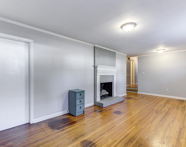 1213 Park Avenue - Photo Thumbnail 6
