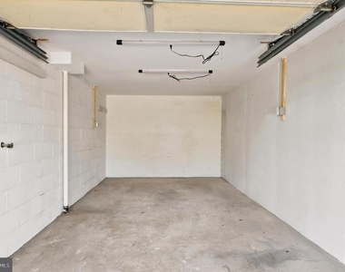668 Renz Street - Photo Thumbnail 21