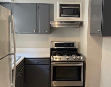 3330 Primrose Road - Photo Thumbnail 8