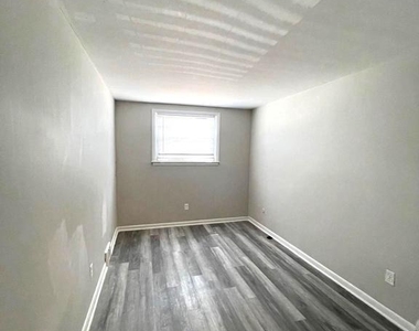 3330 Primrose Road - Photo Thumbnail 16