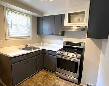 3330 Primrose Road - Photo Thumbnail 9