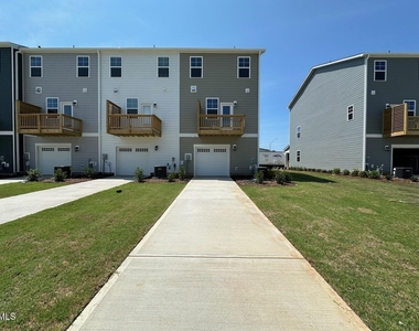 328 Carolina Spgs Boulevard - Photo Thumbnail 27