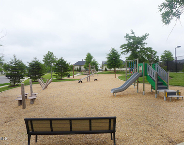 80 Two Creeks Loop - Photo Thumbnail 42
