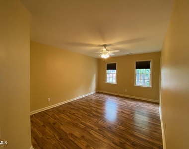 1704 Kingston Heath Way - Photo Thumbnail 13