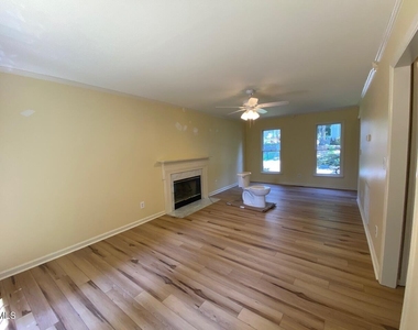 1704 Kingston Heath Way - Photo Thumbnail 2