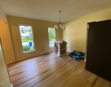 1704 Kingston Heath Way - Photo Thumbnail 4
