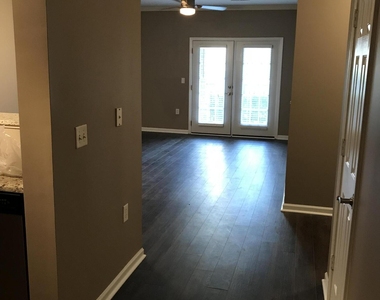 2610 Oldgate Drive - Photo Thumbnail 2