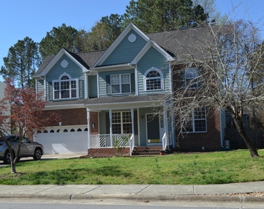 311 Capistrane Drive - Photo Thumbnail 3