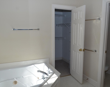 311 Capistrane Drive - Photo Thumbnail 27