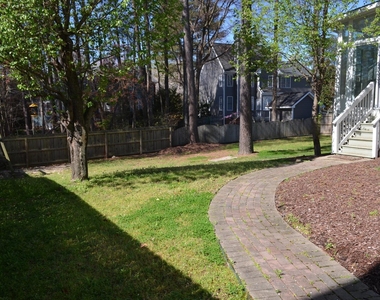 311 Capistrane Drive - Photo Thumbnail 34
