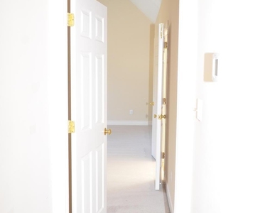 311 Capistrane Drive - Photo Thumbnail 22