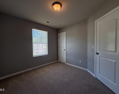 1444 Tamarino Drive - Photo Thumbnail 10
