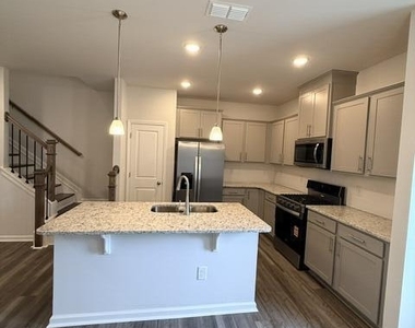 204 Broomside Avenue - Photo Thumbnail 16