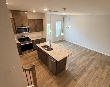 204 Broomside Avenue - Photo Thumbnail 21