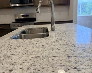 204 Broomside Avenue - Photo Thumbnail 8