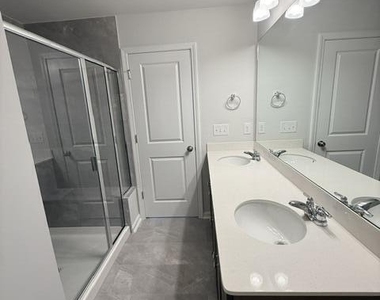 204 Broomside Avenue - Photo Thumbnail 35