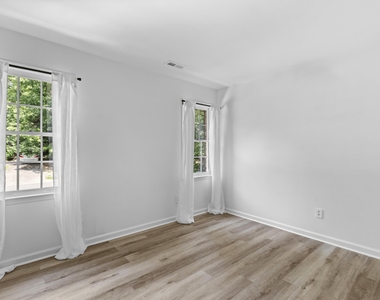 6649 Speight Circle - Photo Thumbnail 30