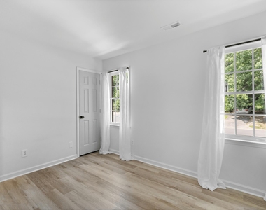 6649 Speight Circle - Photo Thumbnail 28