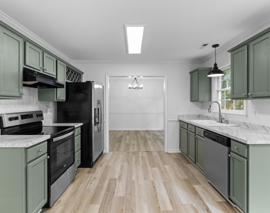 6649 Speight Circle - Photo Thumbnail 11